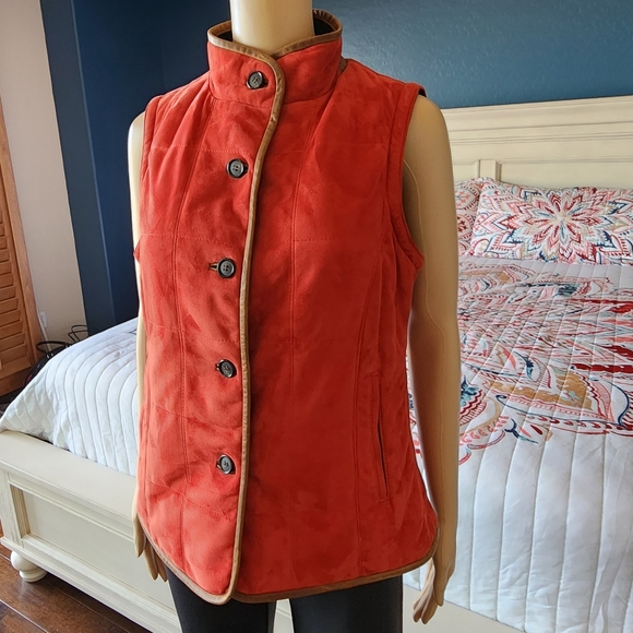 LONE PINE LEATHER VEST SZ M - Picture 3 of 15